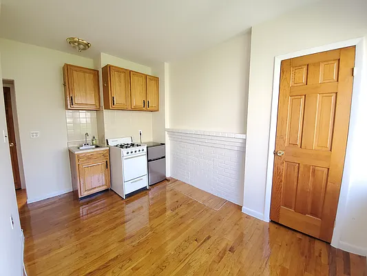 Rented by Corcoran | media 7