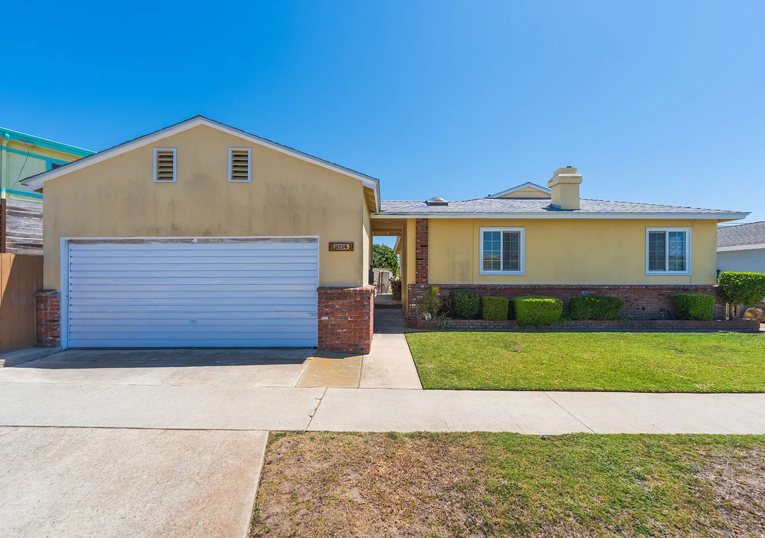 Great Redondo Location 3 bed 2 bath — Photo 2