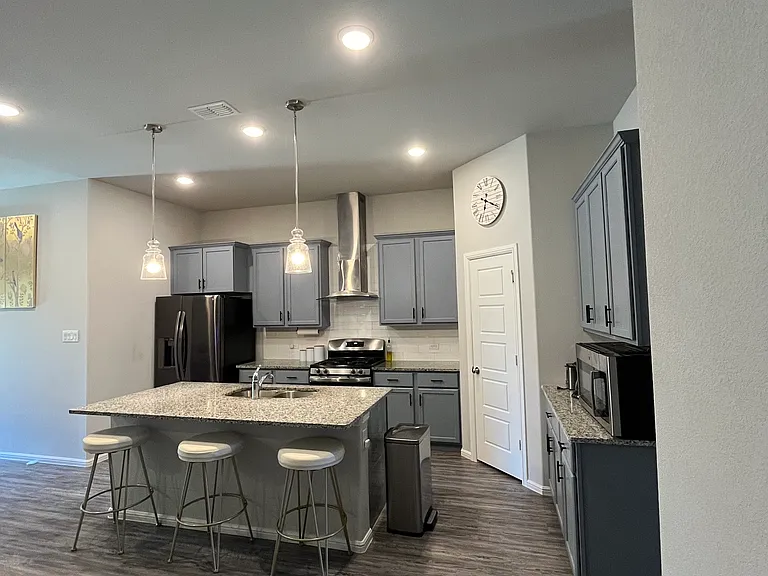 8709 Heliotrope Ln — Photo 19