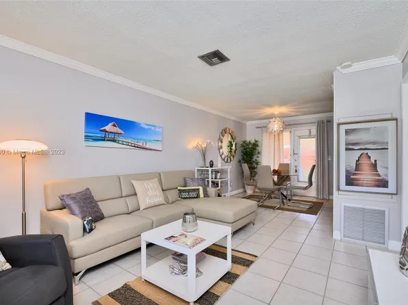 2236 Taylor St APT 3, Hollywood, FL 33020