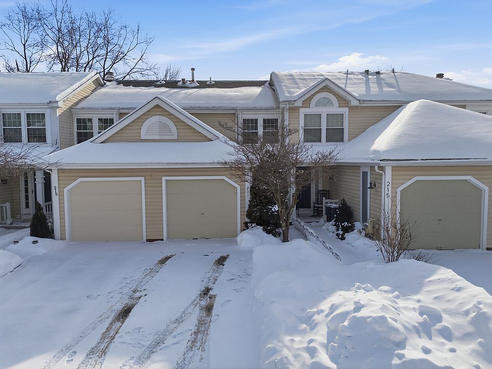 1st image of 217 Clearbrook Ct