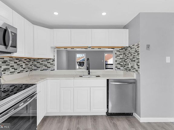 4th image of 8750 Ritchboro Rd