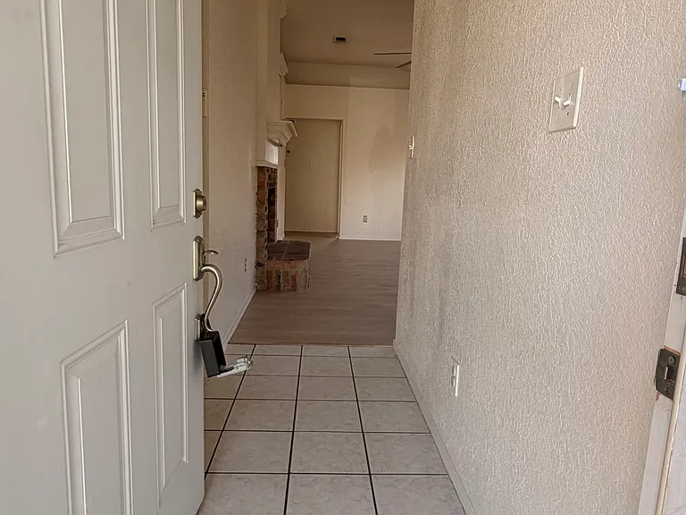 6206 Tidewater Dr — Photo 3