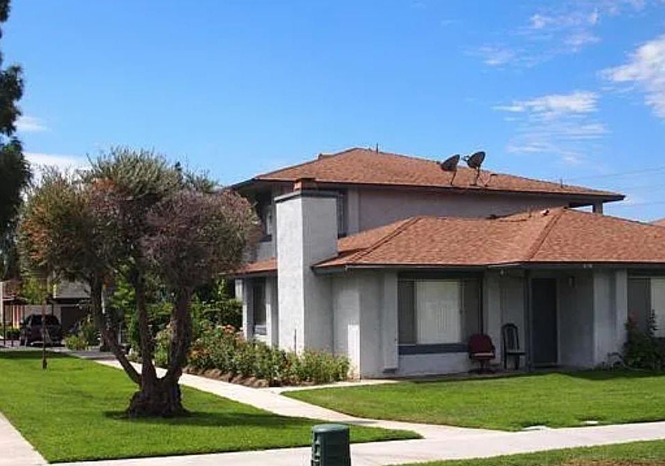 1st image of 416 E Lugonia Ave #B