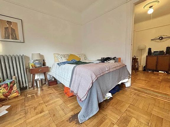 5th image of 1046 Bergen St #5A