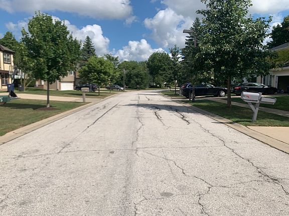 5th image of 24 Montauk Ln
