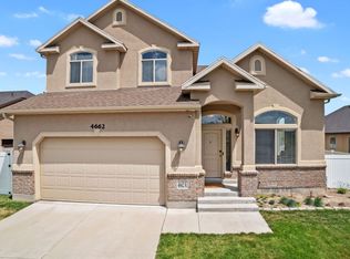 4662 W Geronimo Rd, Riverton, UT 84096