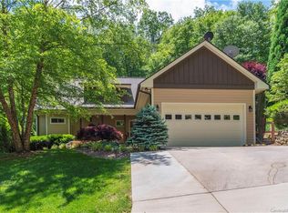133 Ladderback Rdg, Waynesville, NC 28785