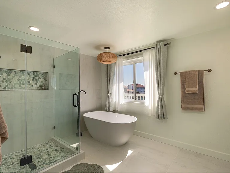 2411 Monaco Dr — Photo 19