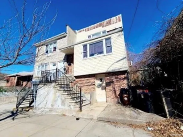 959 E 216th Street, Bronx, NY 10469