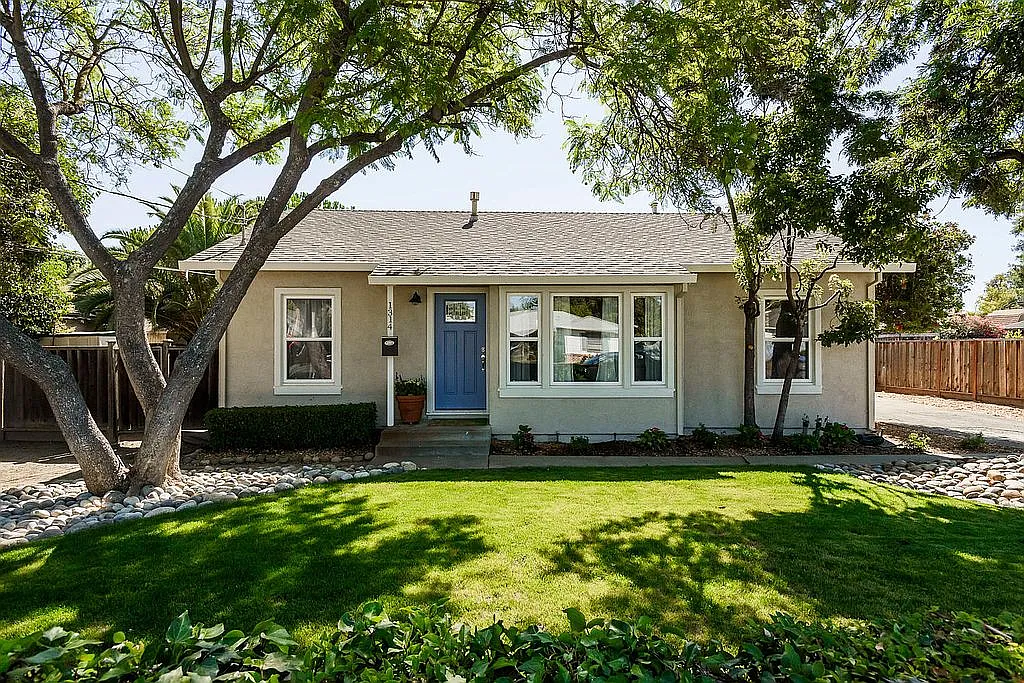 1314 Flora Ave photo 1