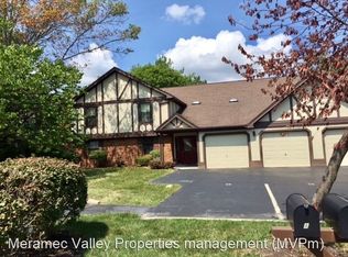 1624 Walpole Dr APT D, Chesterfield, MO