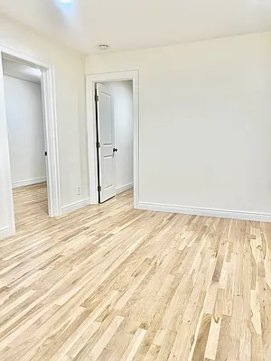 Rented by CitySites Real Estate Group | media 15