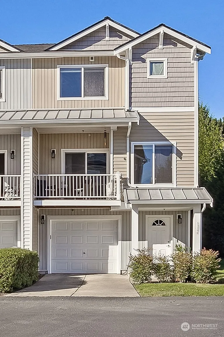 5319 Military Road E #E photo 1