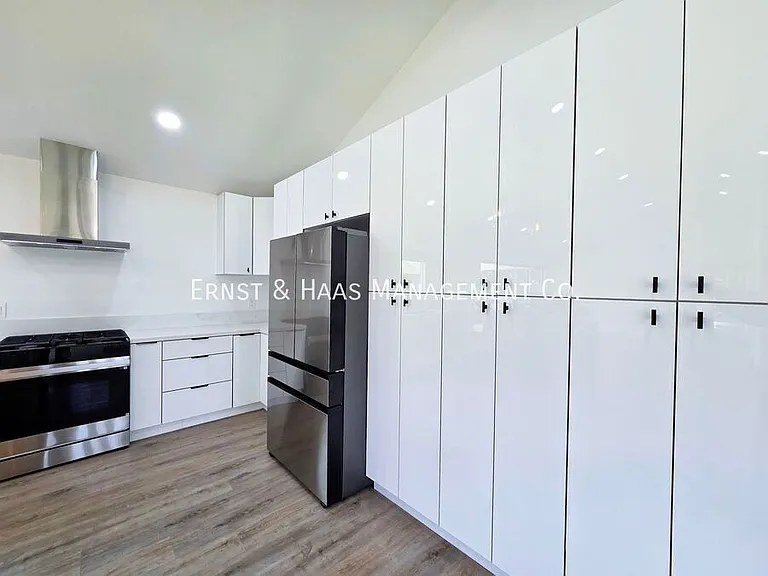 3041 Yellowtail Dr — Photo 8