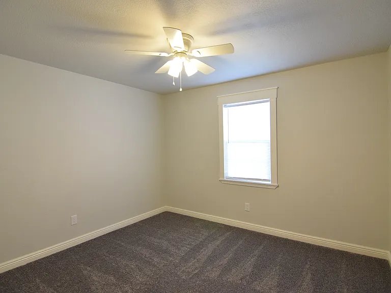 2307 Traverse Dr — Photo 13