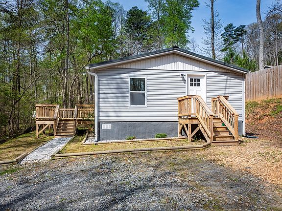5th image of 295 Rose Wood Ln