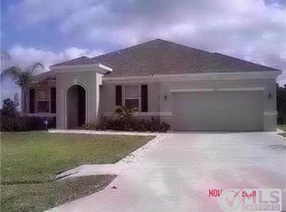 6907 NW Kowal Ct, Port Saint Lucie, FL 34986