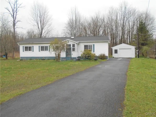 7264 Old Myers Rd, East Syracuse, NY 13057