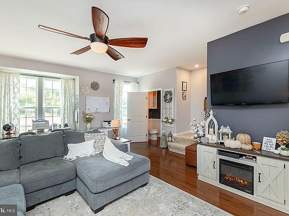 2nd image of 111 Trout Lily Dr