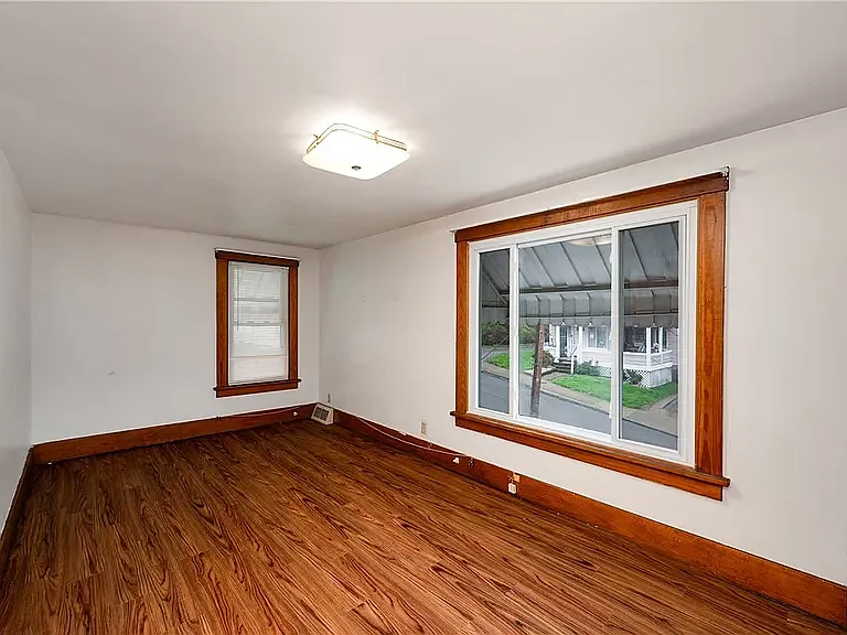 217 American Ave — Photo 25