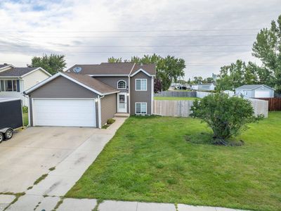 2102 2nd Ave E, West Fargo, ND, 58078