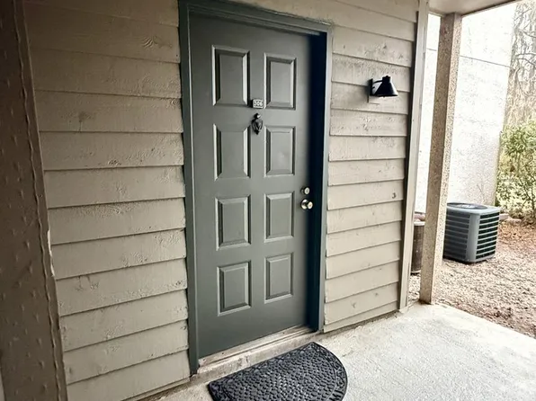 30 Mathews Dr APT 306, Hilton Head Island, SC 29926