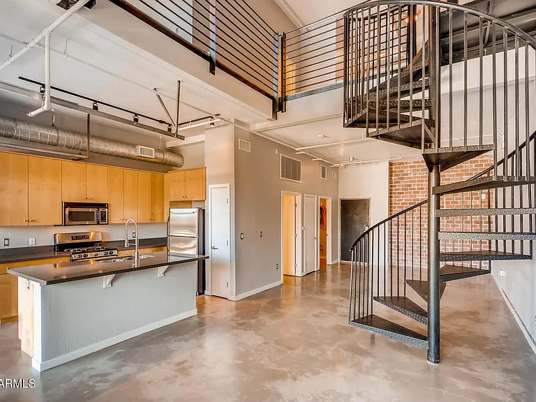914 E Osborn Rd #210 — Photo 7