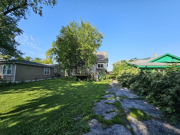 5th image of 14919 Perry Ave