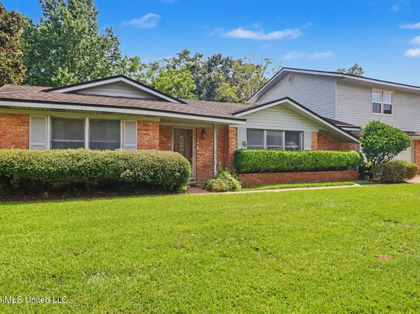 15317 Parkwood Dr N, Gulfport, MS 39503