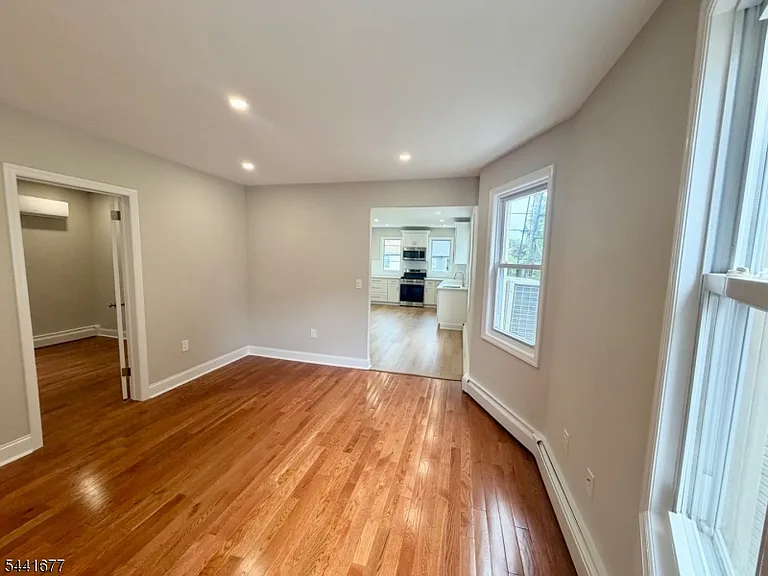 35 Claremont Ave #3 — Photo 6