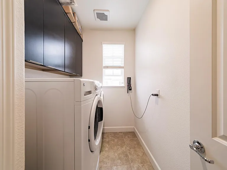 608 Avenue One Dr — Photo 34