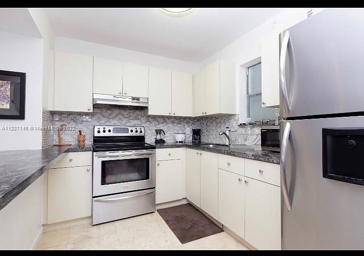 1st image of 201 Jefferson Ave APT 3E