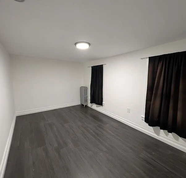 46 N Meade St — Photo 14