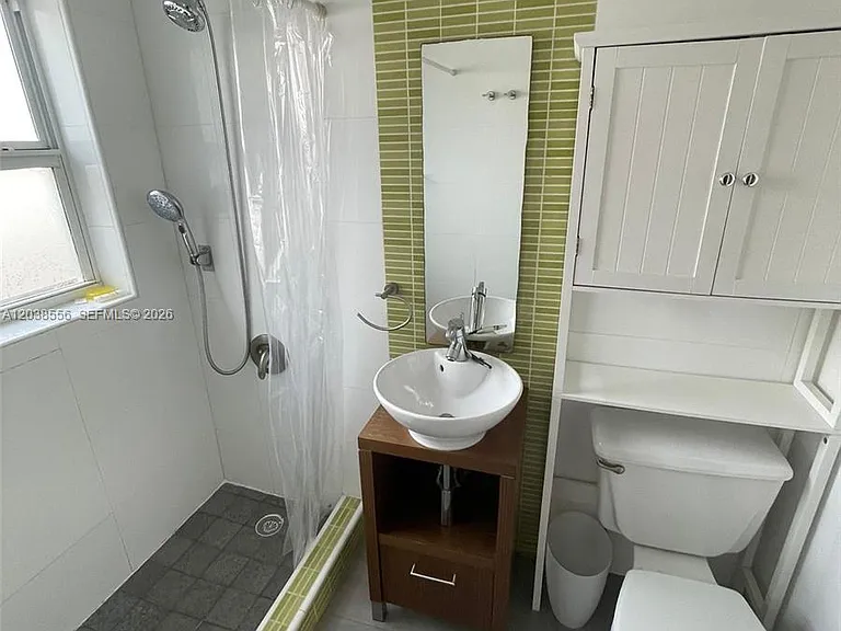 1610 NE 110th Ter #0 — Photo 26