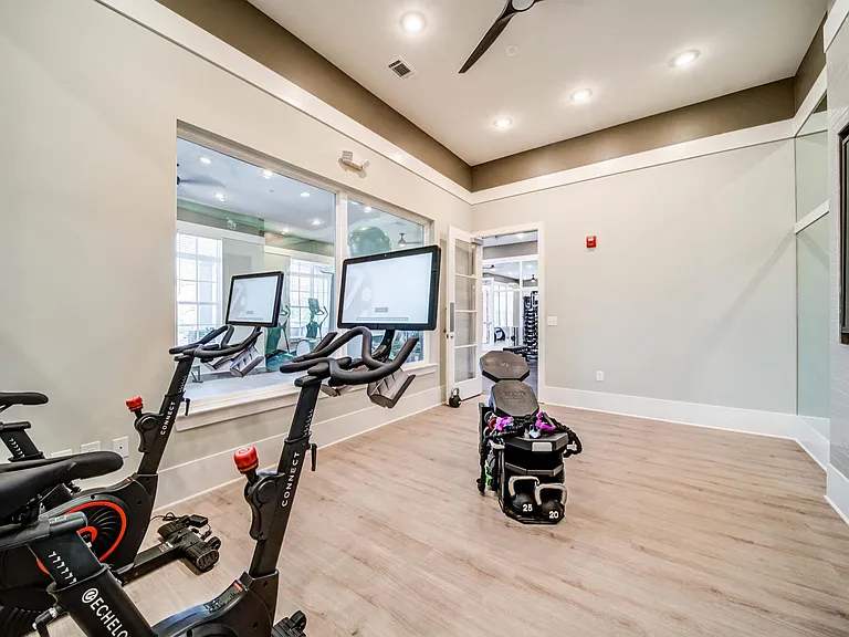 Residences at Shiloh Crossing — Photo 15