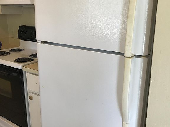 5th image of 4265 Desoto Ave APT A