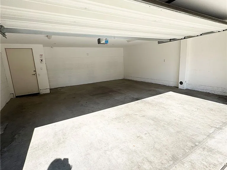 501 N Santa Anita Ave #D — Photo 5