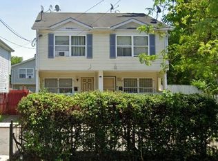 400 S 8th St, Newark, NJ 07103