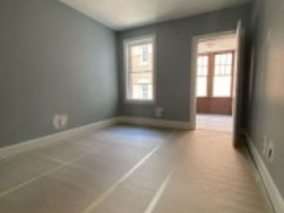 3rd image of 186 Kelton St #3