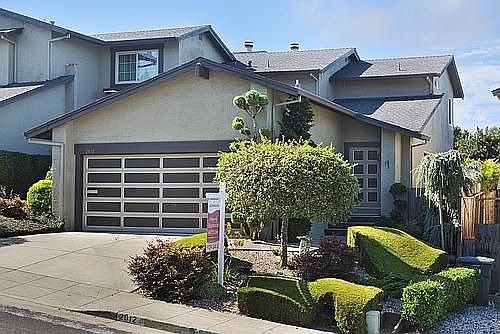 1st image of 2012 Fairmont Dr