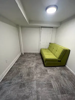 Rented by Standard Living Realty Inc | media 22