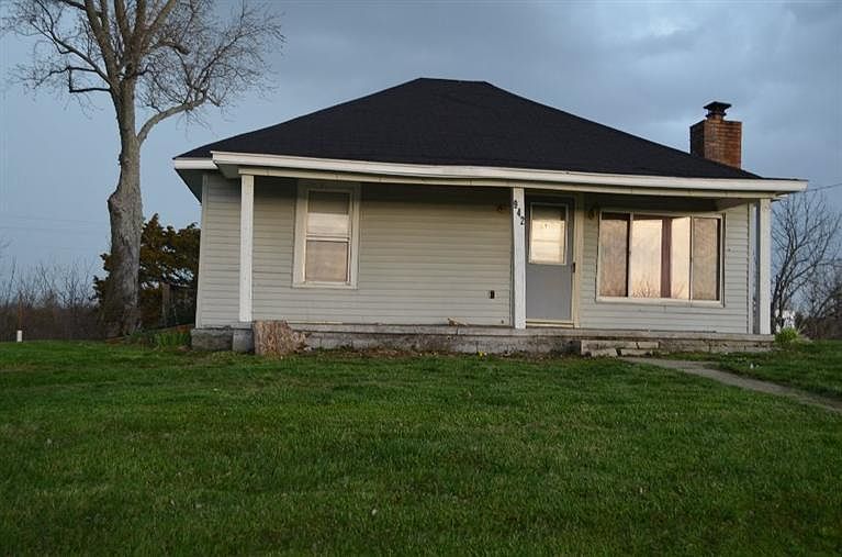 2nd image of 942 Old Dixville Rd