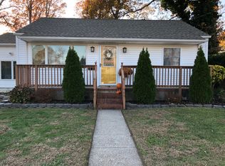 25 Locust Dr, Northfield, NJ 08225