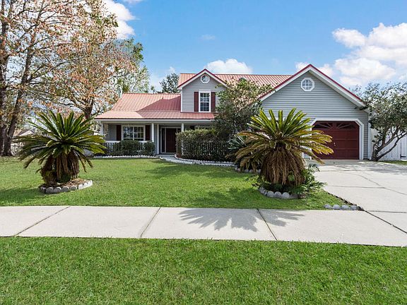 3rd image of 639 Hibernia Oaks Dr
