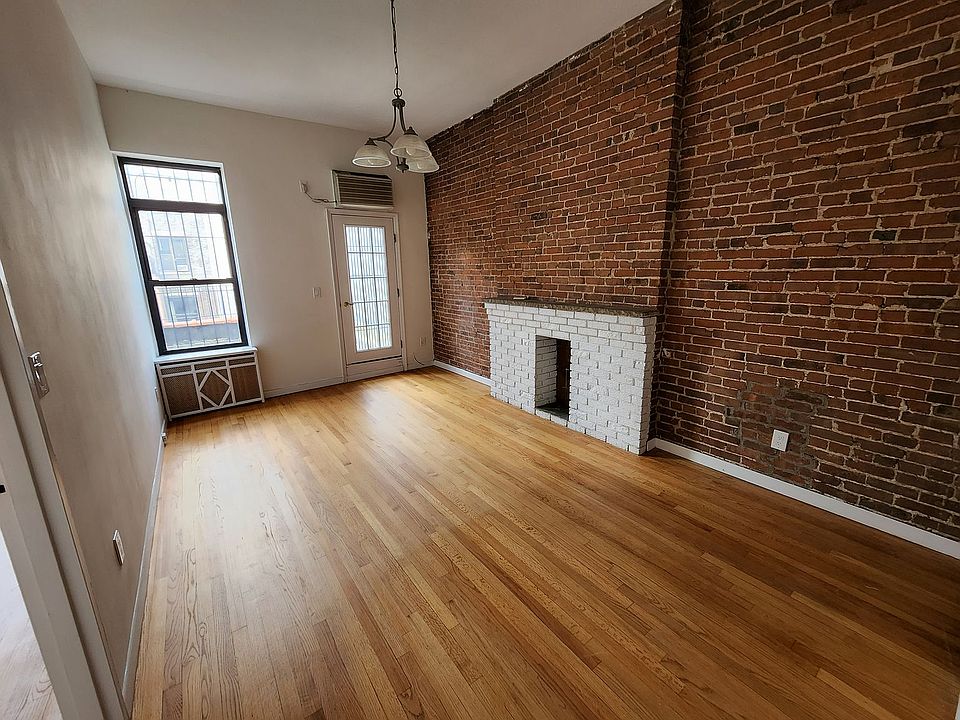 1st image of 111 W 75th St APT 4R