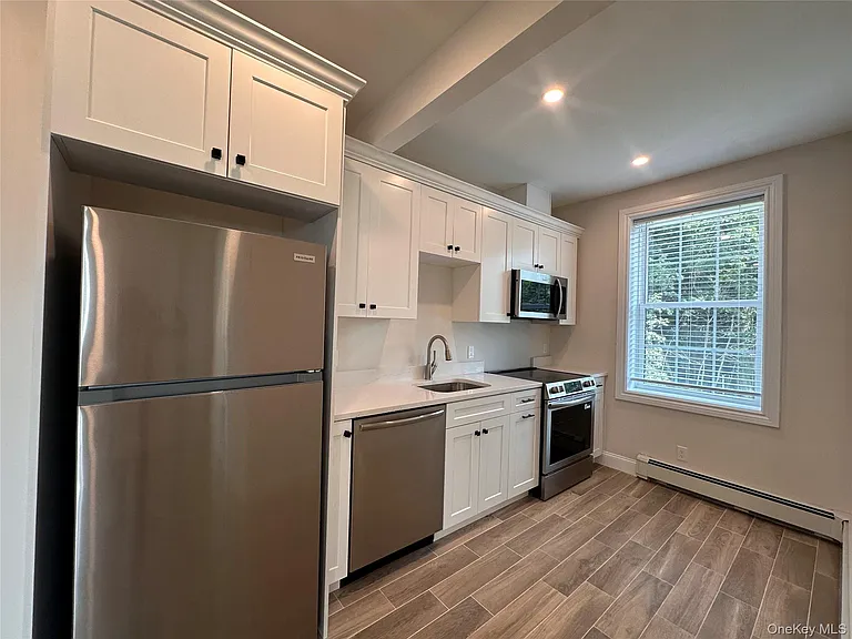 150 Main St #2 — Photo 2