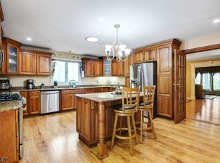 53 Pleasant Hill Rd, Succasunna, NJ 07876