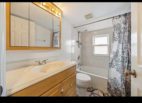 5700 W Melrose St #2 Photo 1