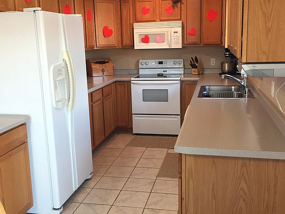 4th image of 23970 10th St